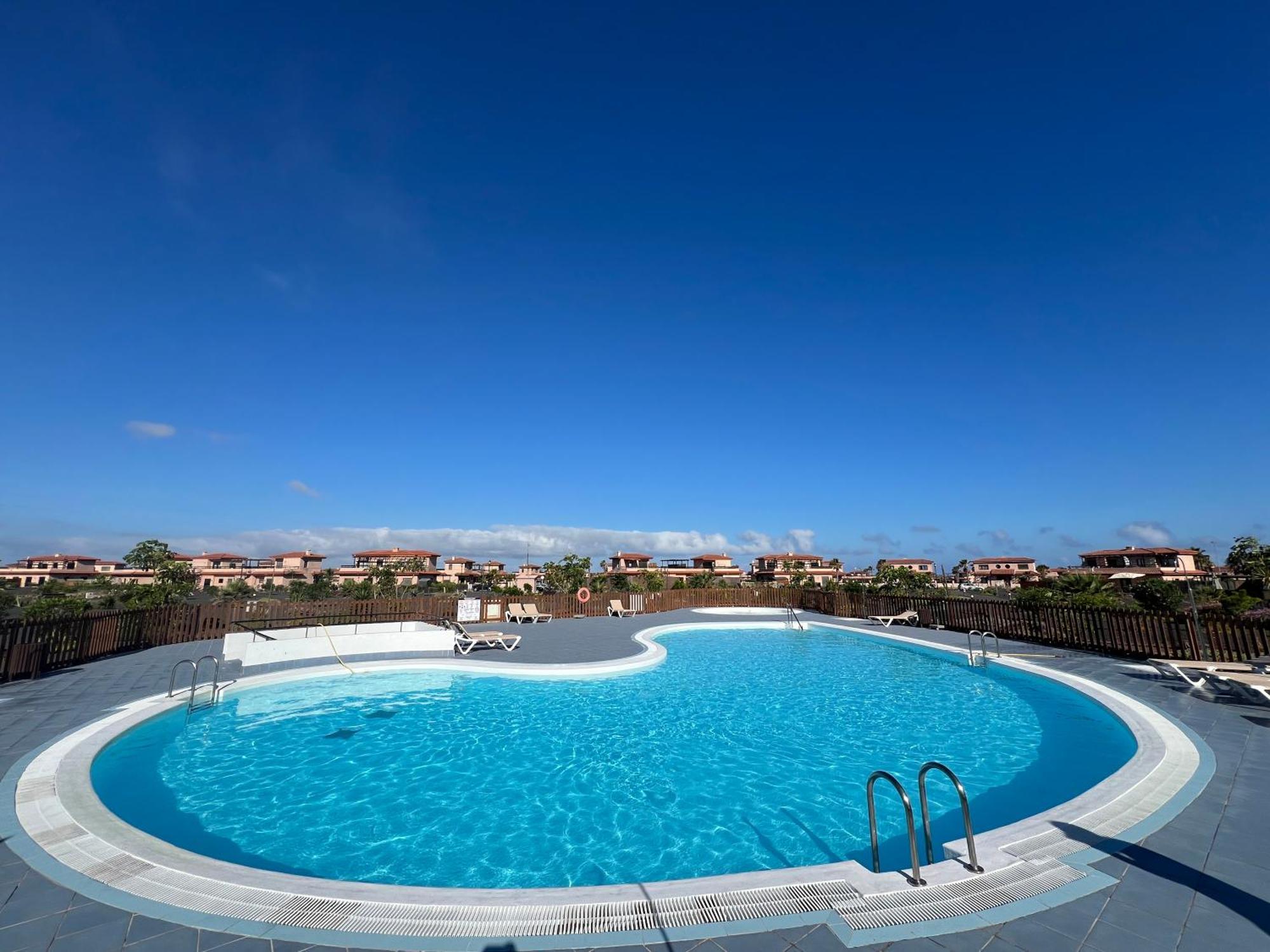 Giraud I - Luxurious Secluded Villa Next To The Sea Лахарес Екстериор снимка
